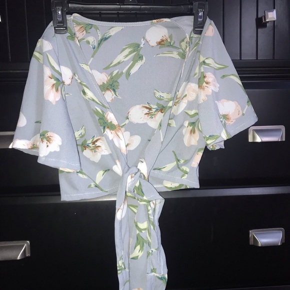 Princess Polly Tops - Princess Polly Floral Tie Shirt